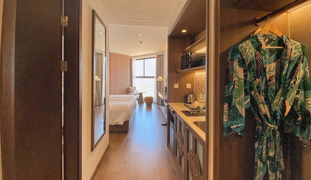 Stylish Seaview Condo in Mui Ne – 1BR, Walk to Beach, Pool Access - Apec Mui Ne in Phan Thiet