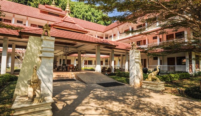 Suan Bua Hotel & Resort in Hang Dong