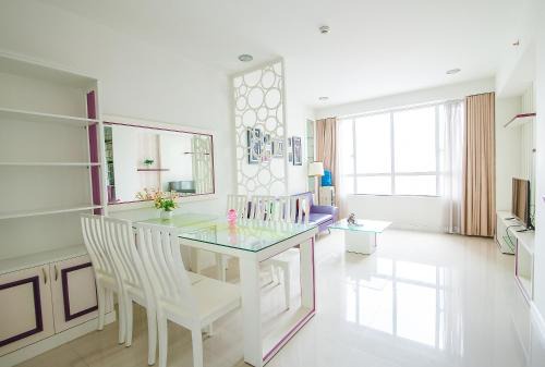 Sunrise City - 2 Bed Room - Full Furniture - City View in Ho Chi Minh City