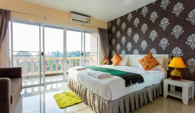 Surin Sunset Hotel - SHA