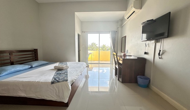 Tara Apartment in Surat Thani