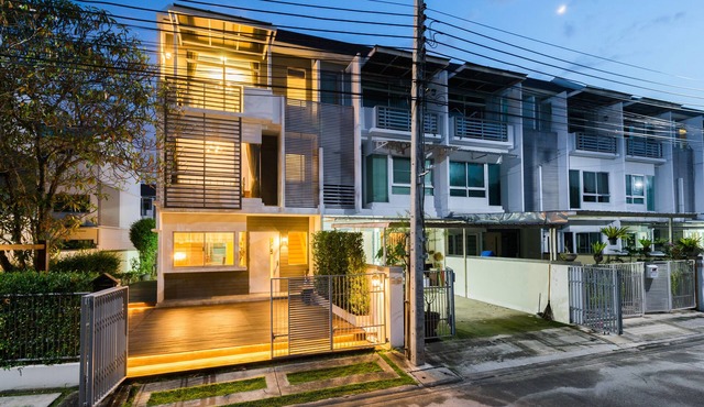 The Gallery House near BKK Airport & Air