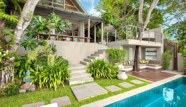 The Headland Villa 2, stunning beachfront, Samui