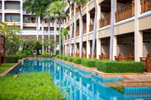 The Heritage Pattaya Beachfront Resort in Pattaya South