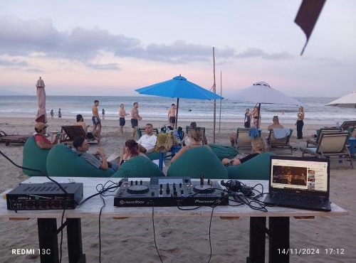 The Seaside Bungalow Hostel and Bar in Hoi An