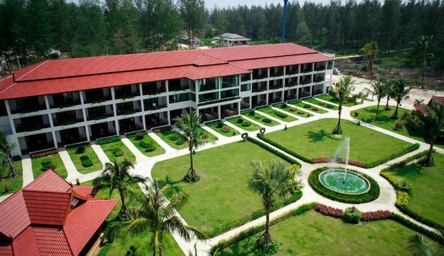The Sunset Beach Resort - Koh Kho Khao in Takua Pa