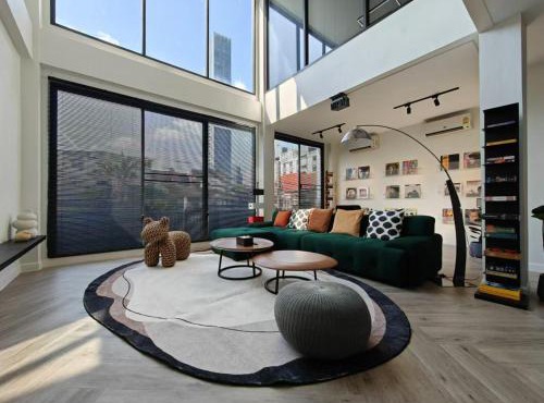Thonglor 4-story modern art villa Free WiFi Netflix in Bangkok