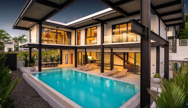 Trendy Modern Pool Villa Sunset Garden 4