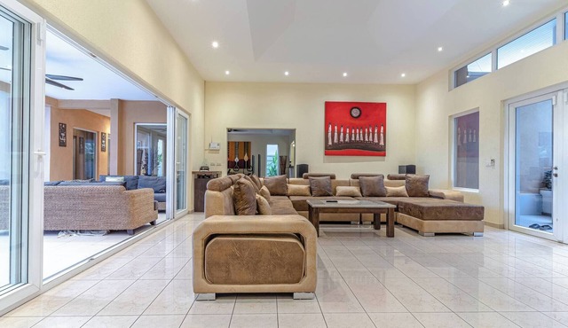 Tropical Luxury 4BR Pool Villa w Game Area