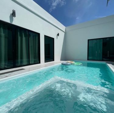 Uncle Aud's Pool Villa near Hatyai City in Ban Nam Noi