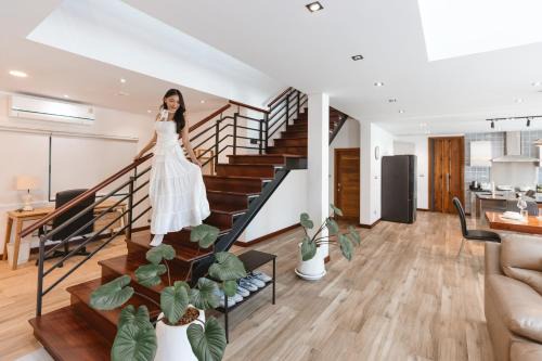 Vela Nimman 5BR Luxury Pool Villa in Chiang Mai