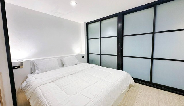 vhouse - Near Walking Street. Cozy 3-bedrooms townhome Pattaya netflix free WiFi