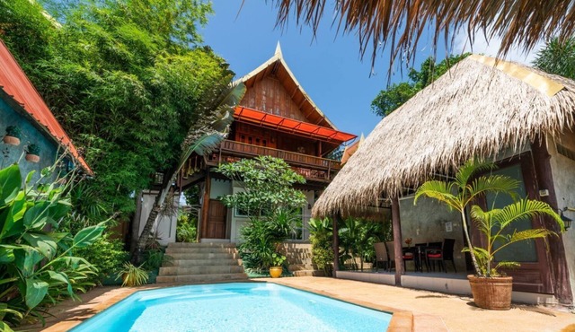 Villa Ayutthaya, private pool near the beach with sea view