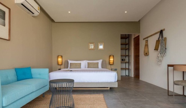 Villa Thansamaay - 7 bedrooms beachfront villa in Koh Samui