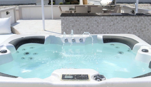 Villa With A Hot Tub