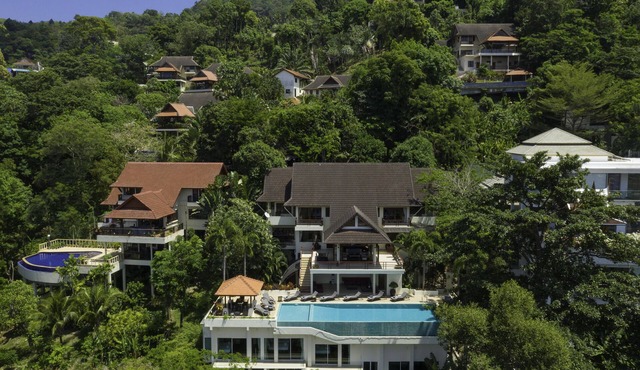 Villa Yoosook Private Pool Sea View Villa Phuket with pool table, gym and sauna in Pa Tong