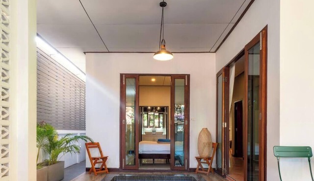 Walk2Beach-FullKitchen-Fence-Garden-BBQ-Wifi-AC