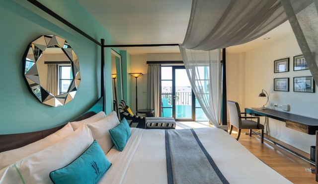 Wave Hotel Pattaya