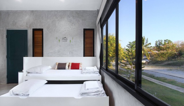 White Knot Khao Yai