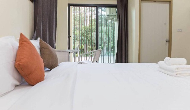 Yaibua Hotel