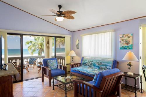Villas Iguana A-8 Beachfront Condo in San Juan del Sur