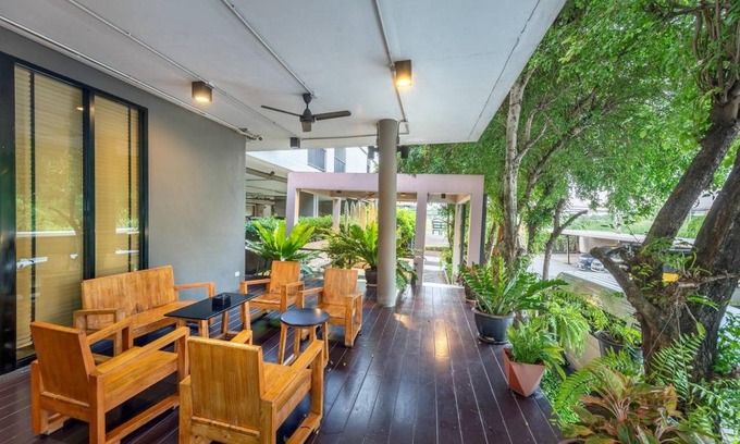 Bang Sao Thong Hotel | 47 m² Hotel ∙ 4 guests