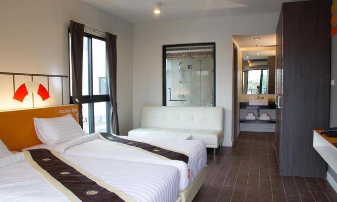 Maha Phruttharam House | Motel ∙ 8 guests