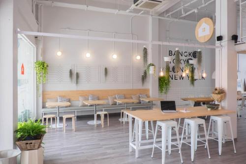 Pathumwan Hostel | Movylodge
