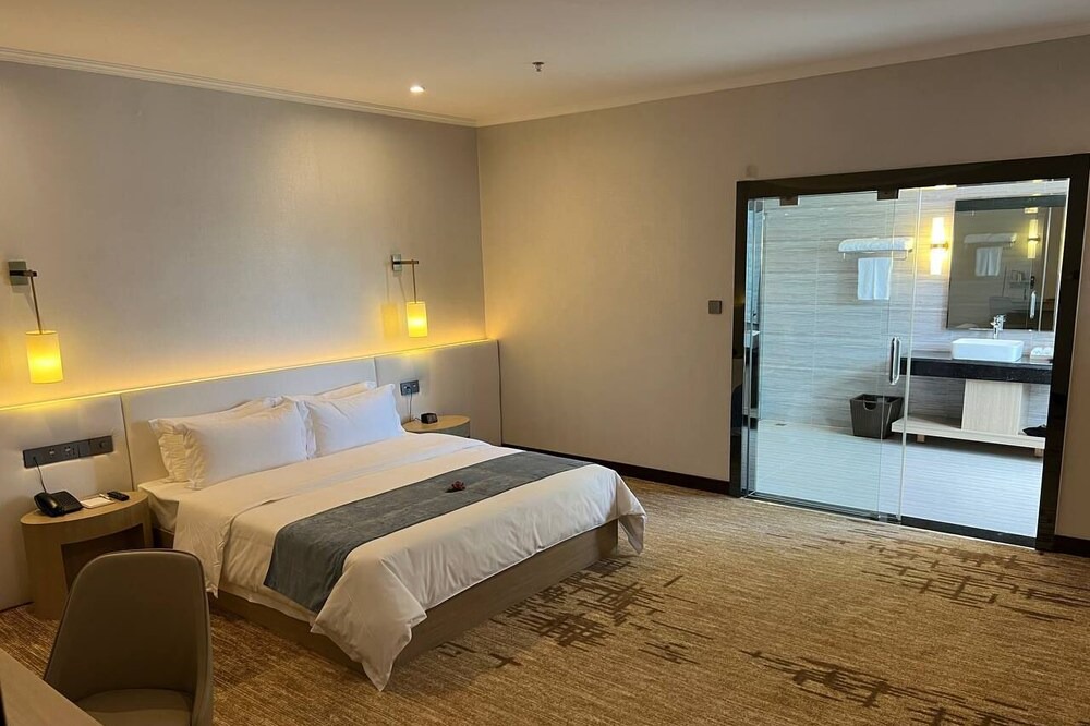 Sihanoukville City Centre Hotel | Legend Hotel and Resort