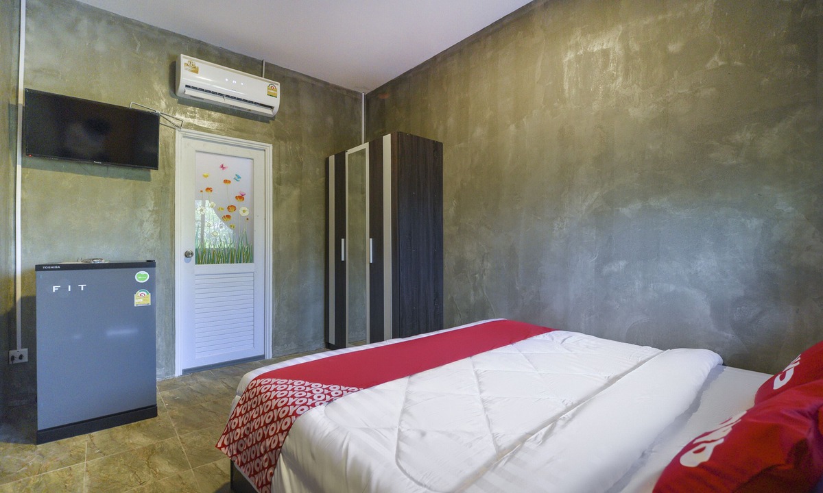 Lat Krabang Hotel | OYO 808 Kawin Home