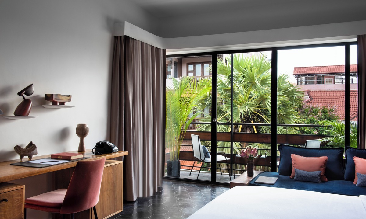 Downtown Siem Reap Hotel | Viroth's Villa
