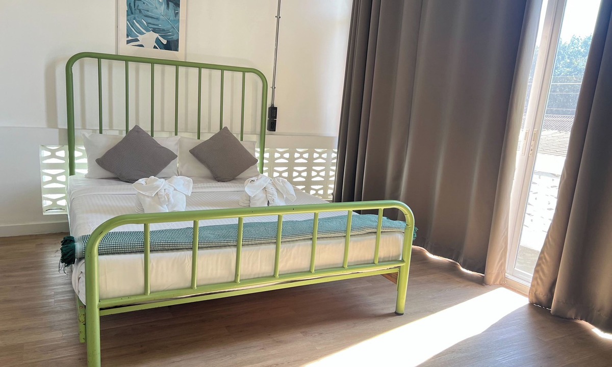 Sop Tui Hostel | Memmoth Cafe & Hostel in Lampang