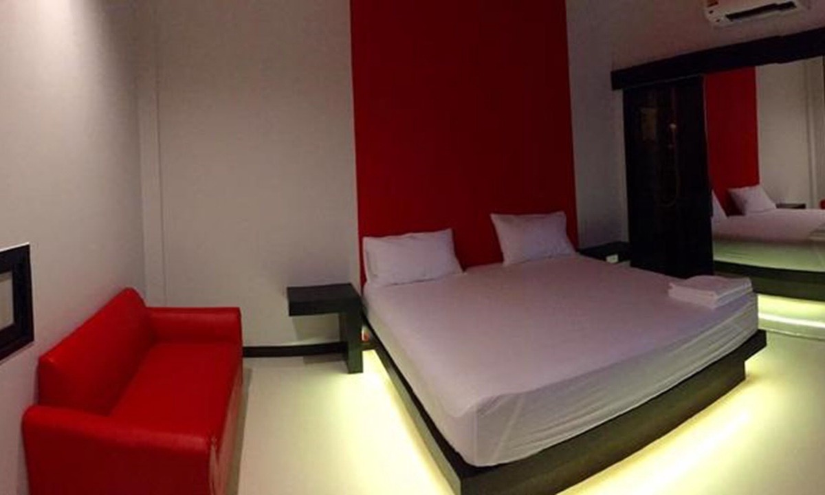 Phitsanulok Hotel | i DUS Resort
