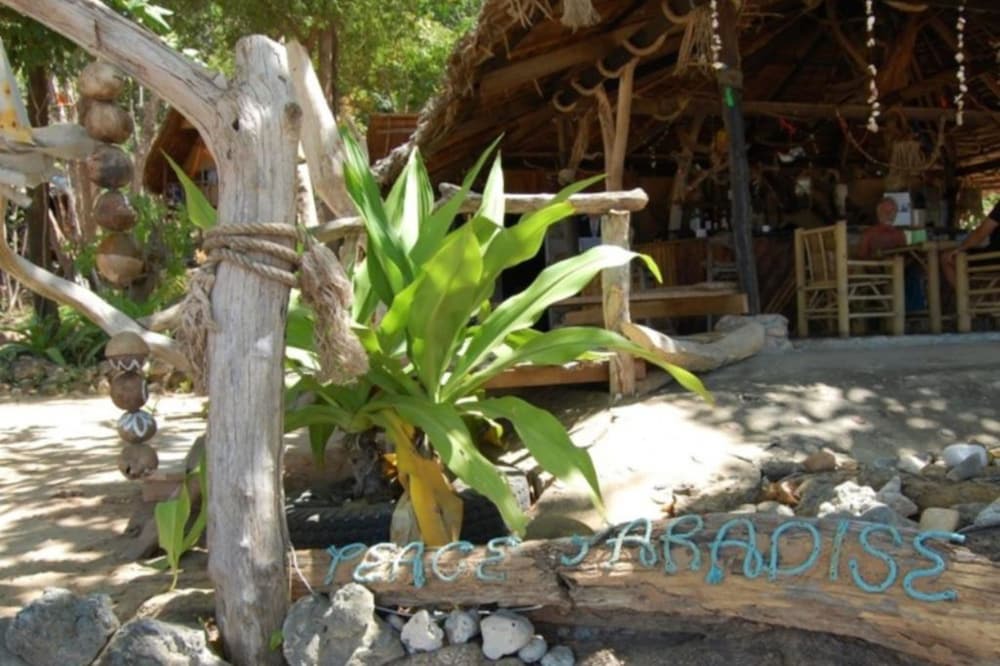 Nuea Khlong Hotel | Peace Paradise Resort