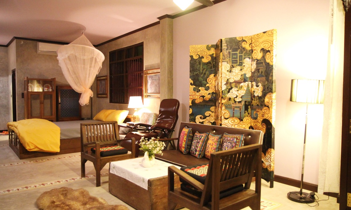 Wat Tha Phra Hotel | Bang Luang House