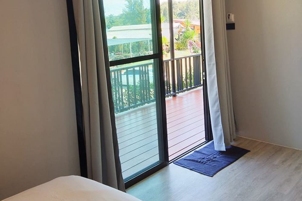 Pong Ta Long Hotel | Silathong Coffee and Flower