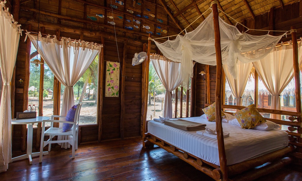 Khura Buri Hotel | The Moken Eco Village