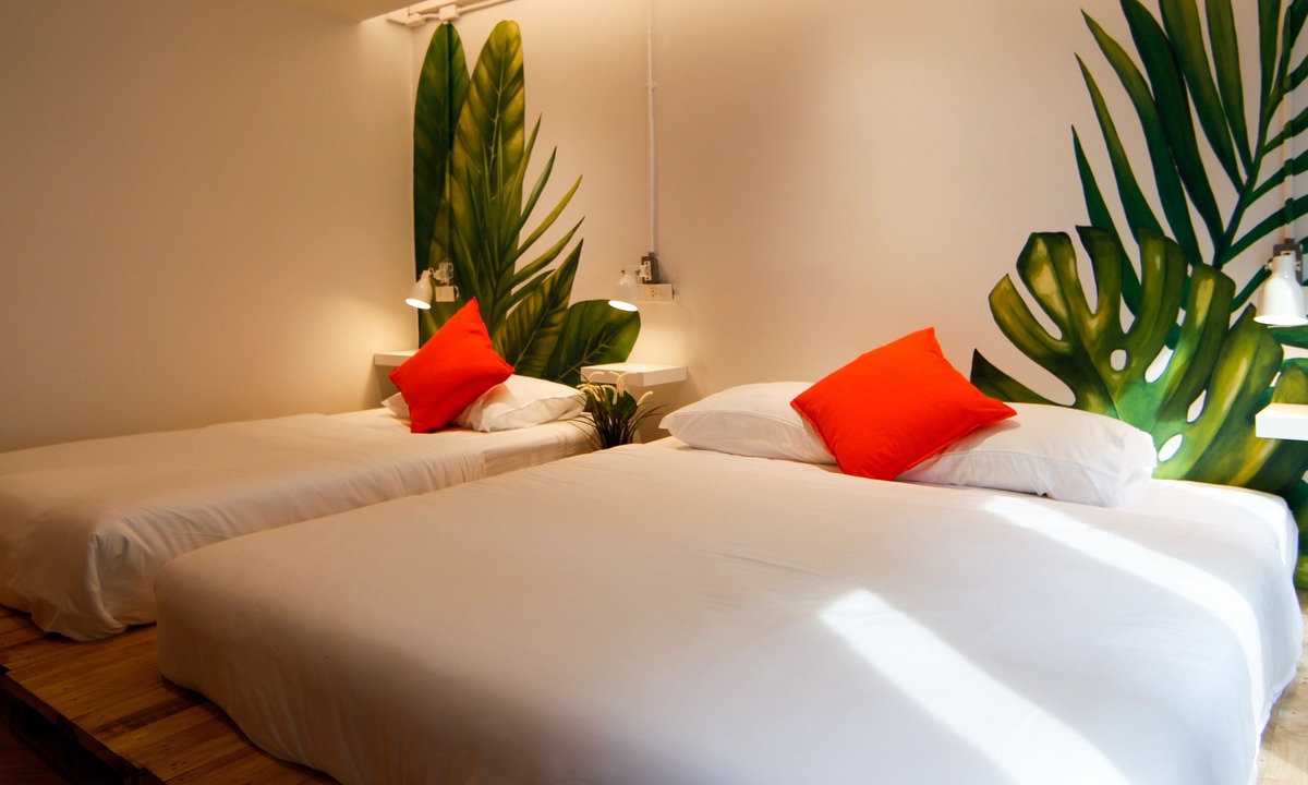 Sathorn Hostel | Tropical Summer Hostel