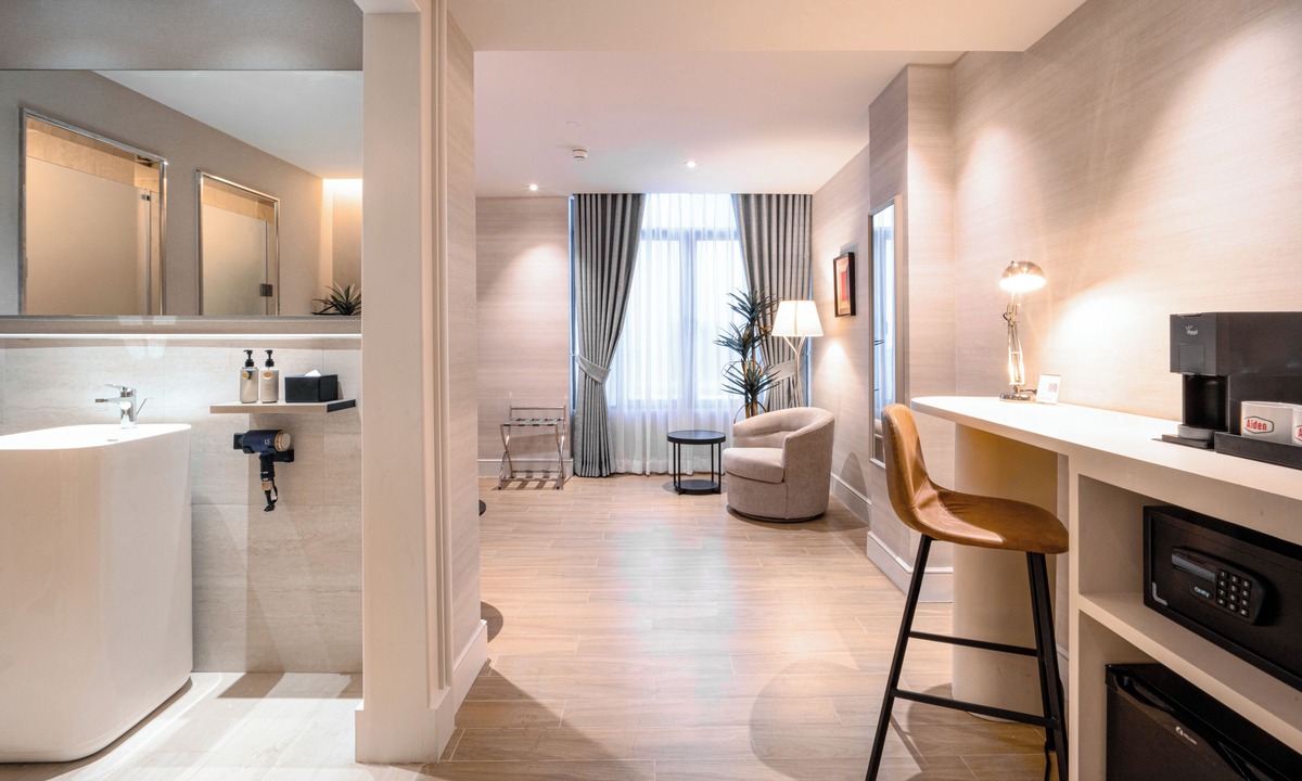 Silom Hotel | Aiden Surawong Bangkok