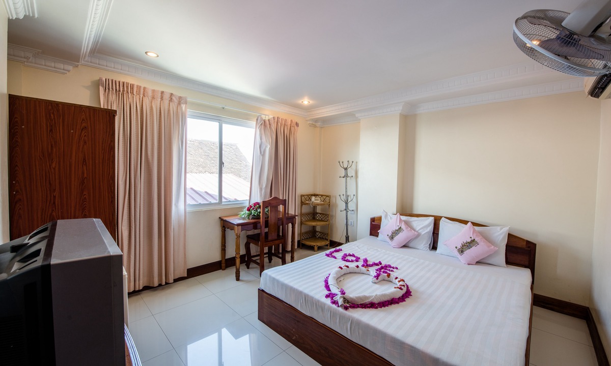 Svay Pao Hotel | Seng Hout Hotel