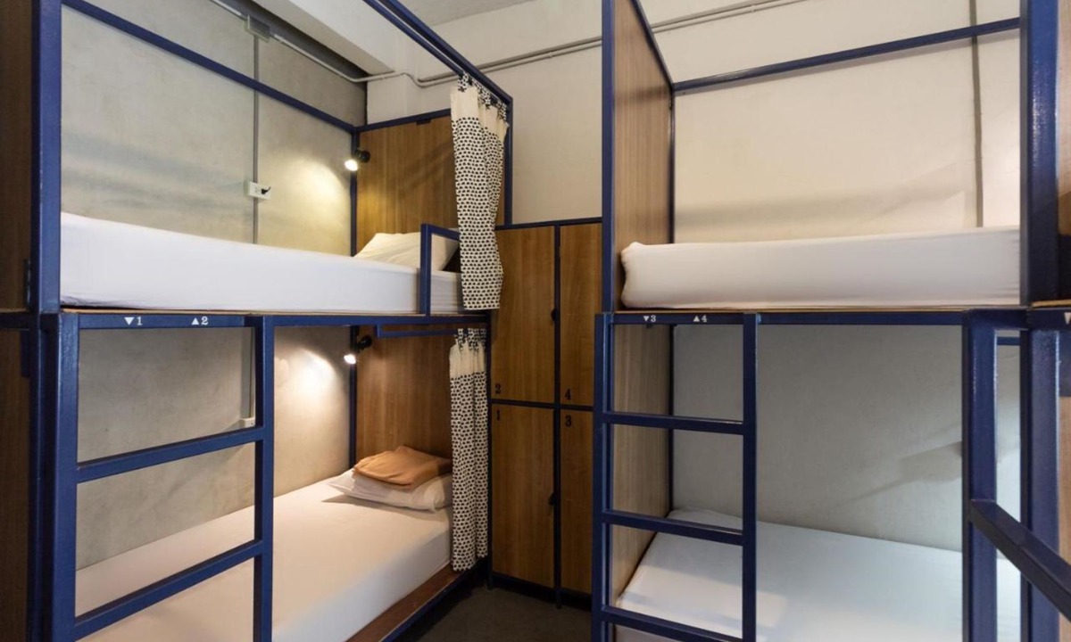Bang Rak Hostel | Arawana Hoft Hostel