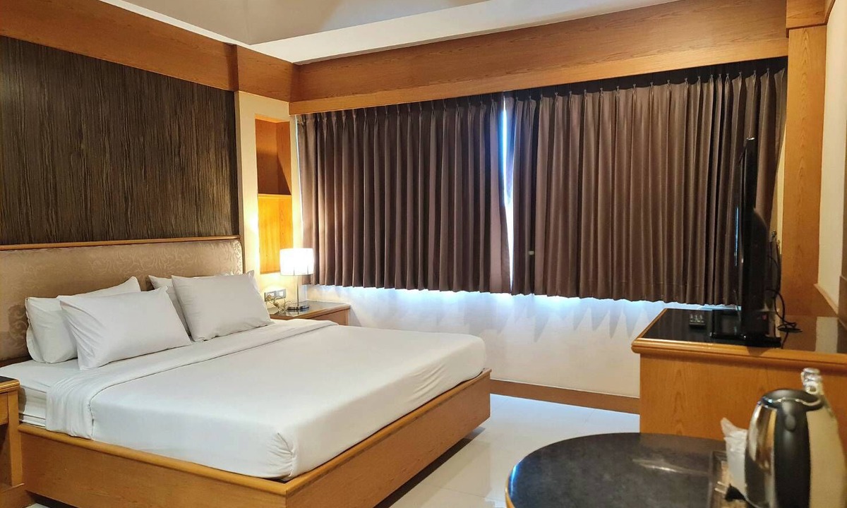 Nonthaburi Hotel | The Rich Hotel Rama 5