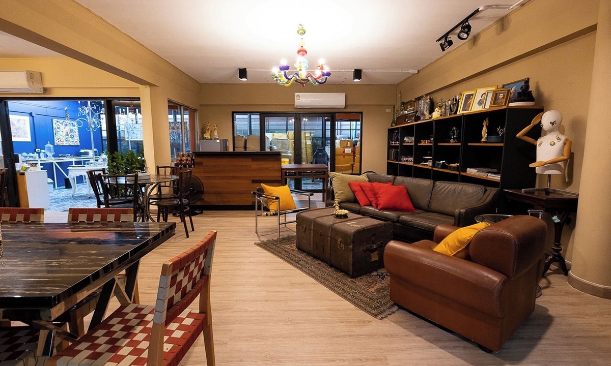 Sanam Pao Hostel | Orange Lodge