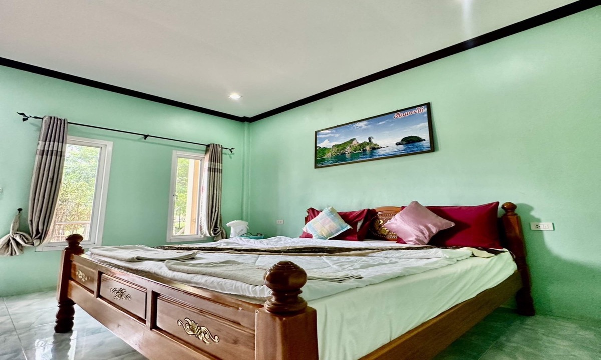 Nuea Khlong Hotel | OYO 75515 Sairung Farmstay