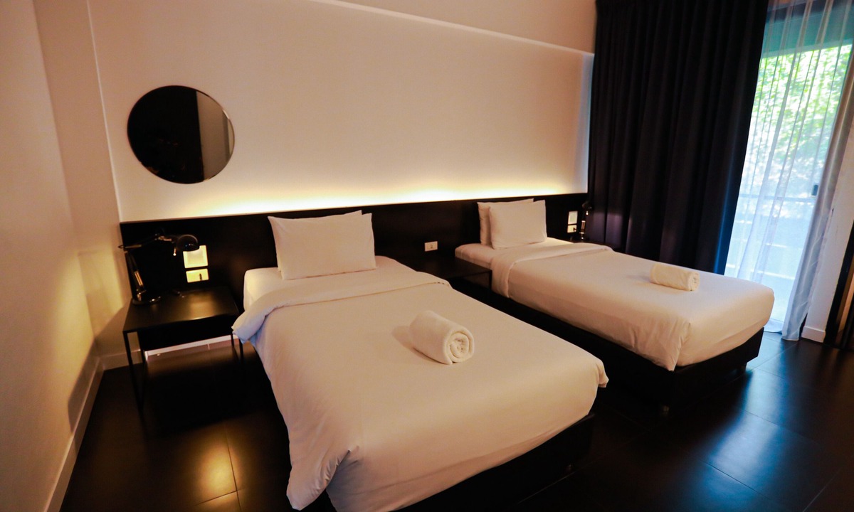 Old City Hotel | BED Phrasingh Hotel - Adults Only