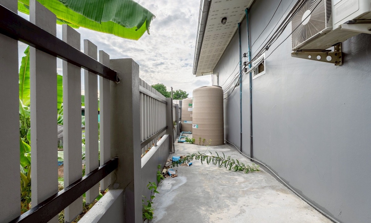 Pong Villa | 12 BR Blue Lake Residences Pattaya - Mabprachan Lake