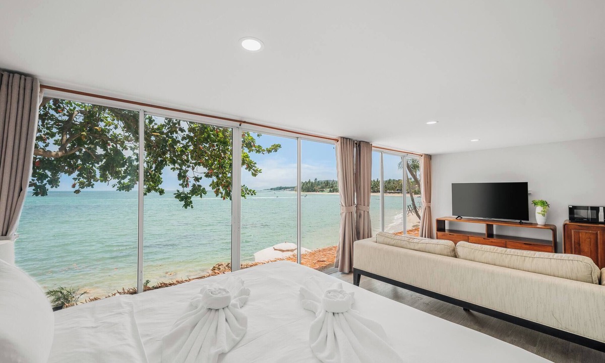Maret House | Room-escape Beach Front Cottage - 2 bed