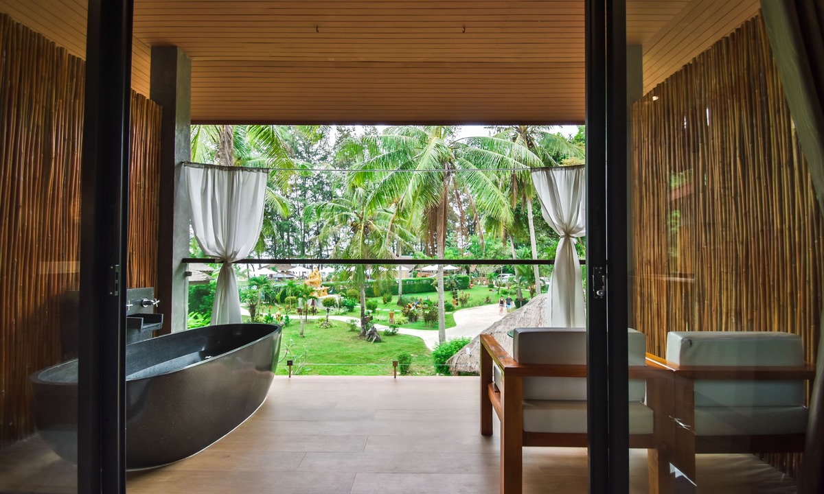 Ko Lanta Hotel | Long Beach Chalets