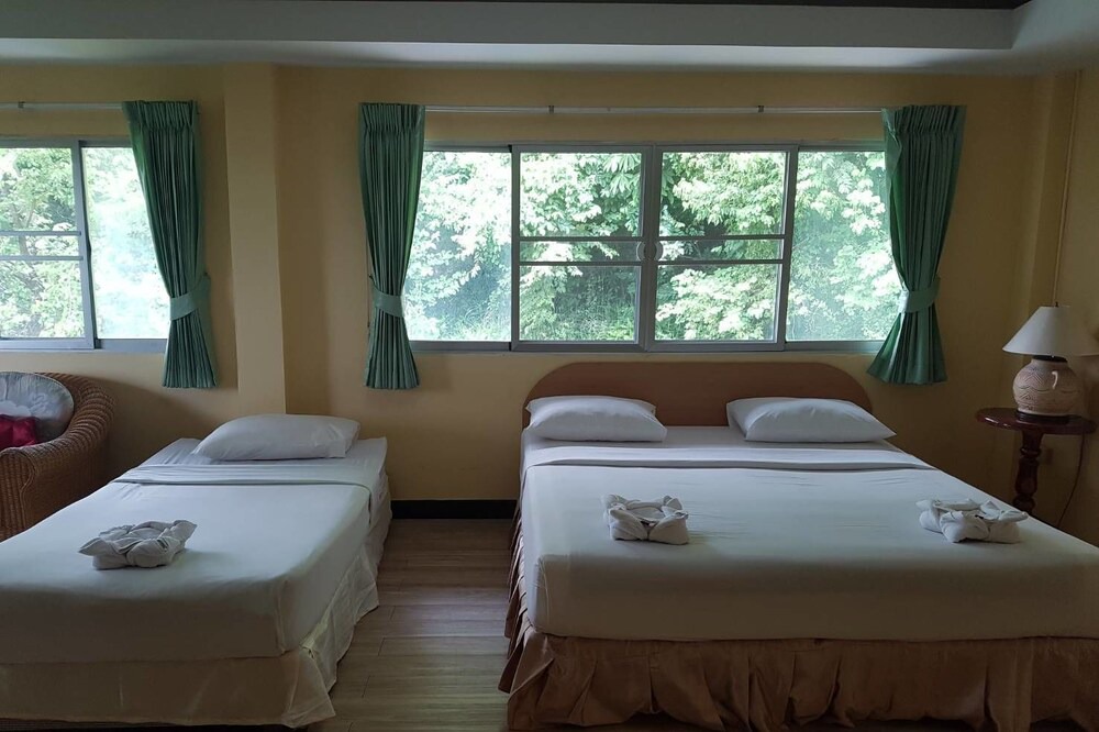 Nong Nam Daeng Hotel | Khao Yai Wanalee Hotel & Resort
