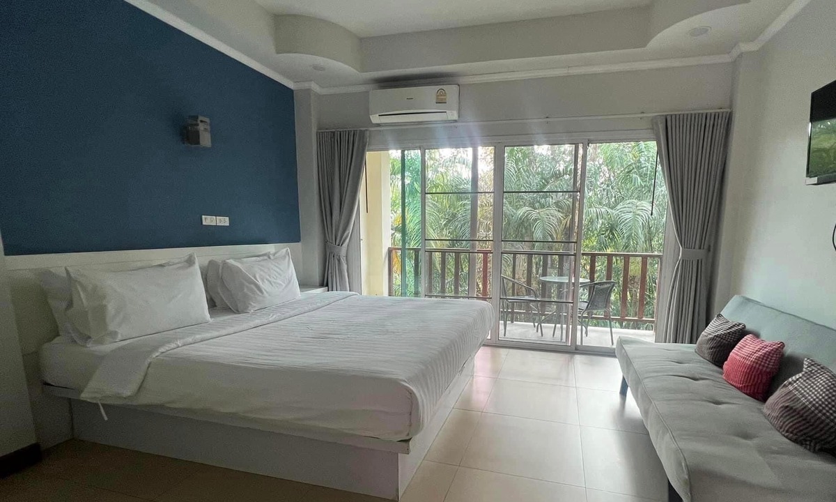 Pua Hotel | Green Hill Resort